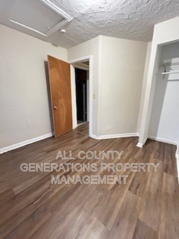 16775 Libby Rd - Photo 6 of 7