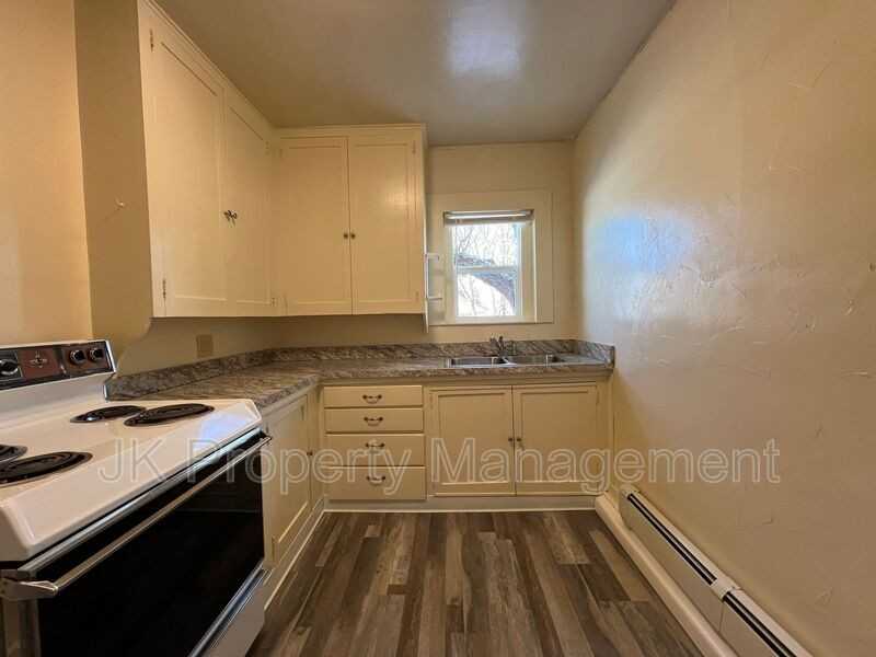 20 18th St S #04 - Photo 6 of 11