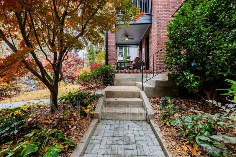 360 8th St Ne - Photo 6 of 50