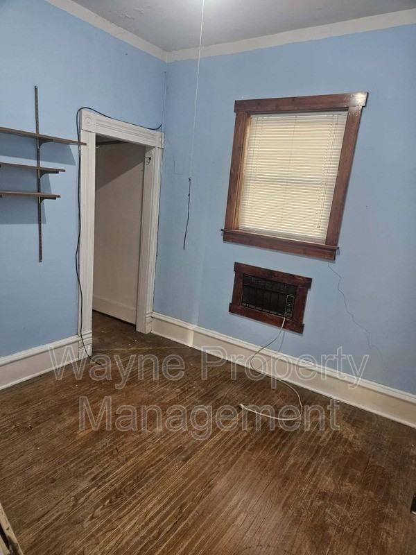 516 N Cadwell Ave - Photo 5 of 23