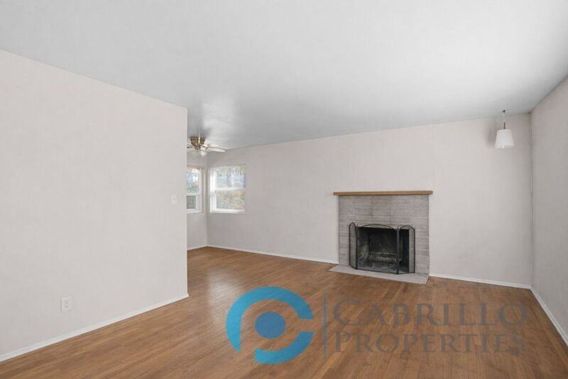 4330 Cleveland Ave - Photo 4 of 20