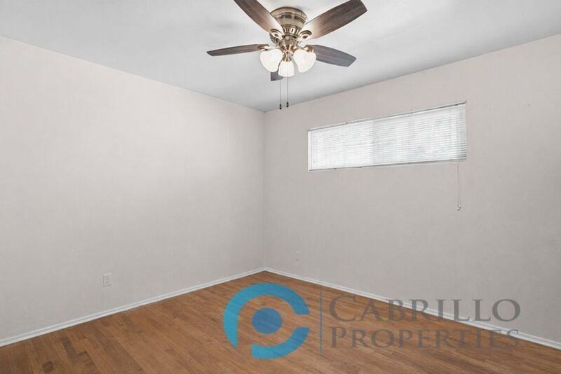 4330 Cleveland Ave - Photo 7 of 20