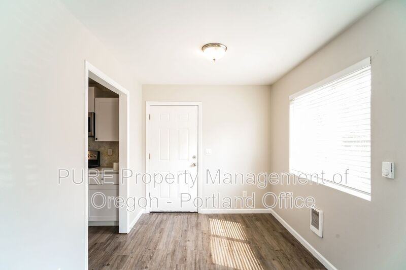 10762 Ne Prescott St - Photo 7 of 23