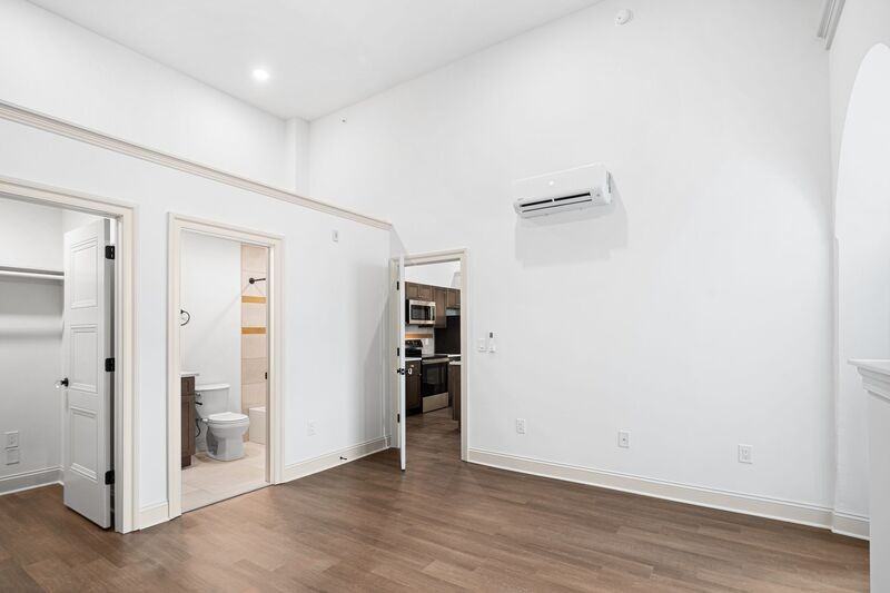 401 Martin St - Photo 6 of 9