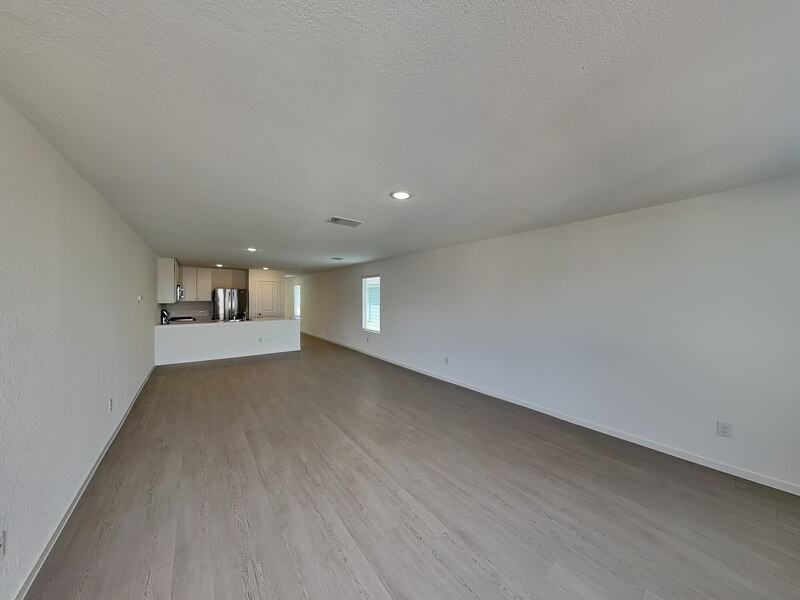 236 Ottaway Way - Photo 3 of 17