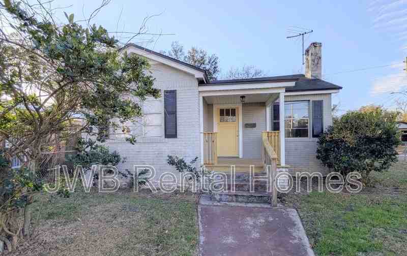 1664 W 16th St - Photo 2 of 16