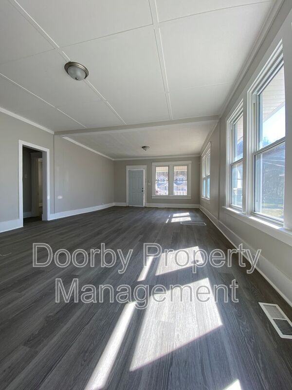 3011 15th Ave - Photo 2 of 15