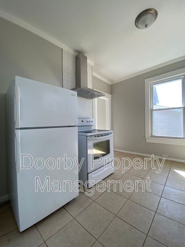 3011 15th Ave - Photo 5 of 15