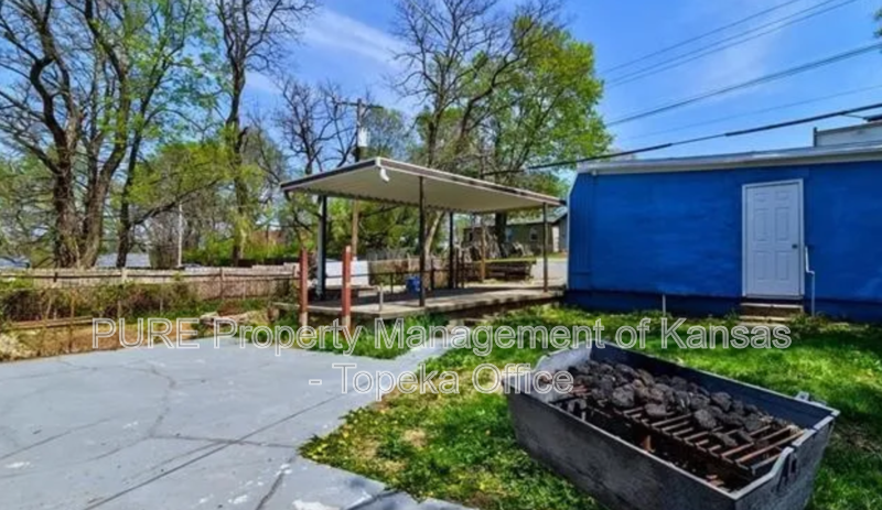 2937 Paseo Blvd - Photo 4 of 24