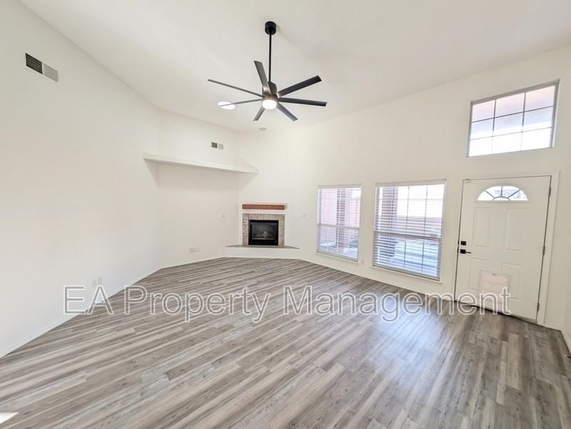 363 Pinon Creek Rd Se - Photo 5 of 41