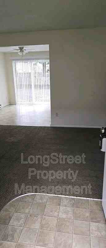 2307 Newton St - Photo 3 of 20