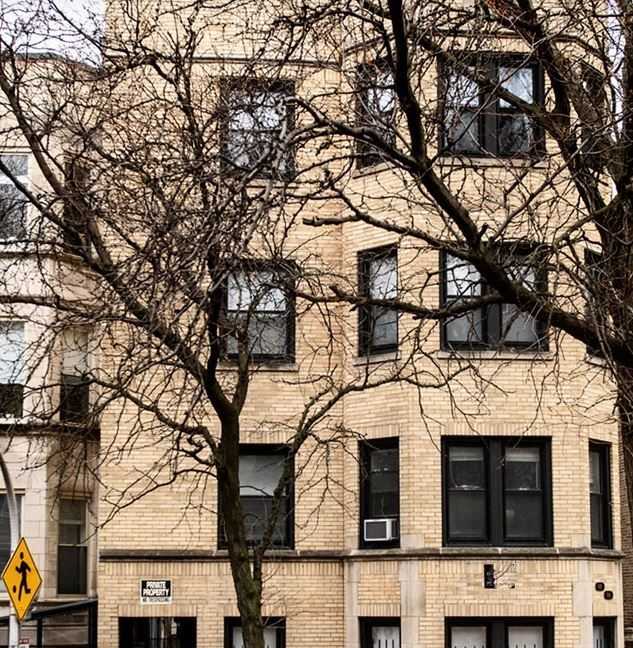 W Roscoe St & N Broadway - Photo 3 of 9