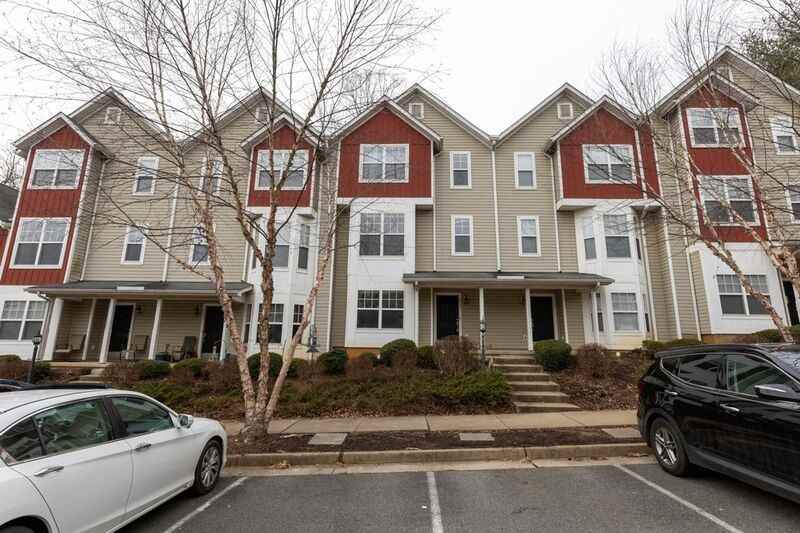 2455 N Berkshire Rd - Photo 2 of 39