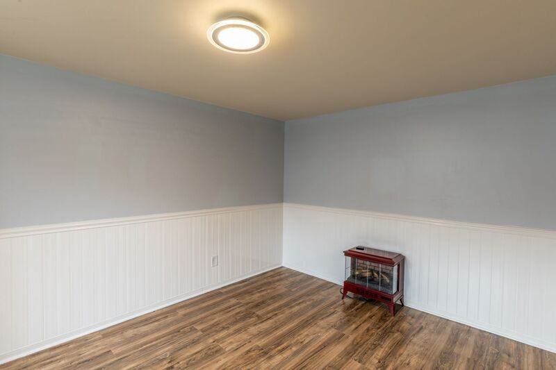 2455 N Berkshire Rd - Photo 6 of 39