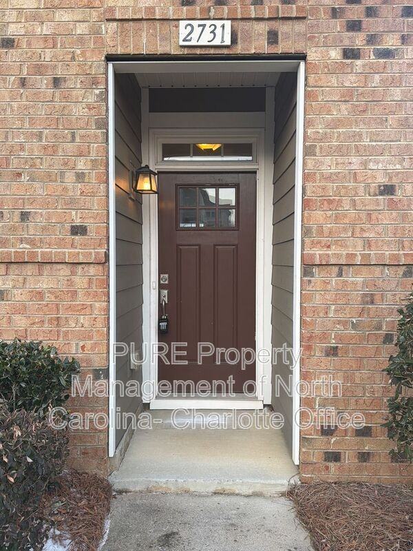 2731 Tranquil Oak Pl - Photo 2 of 21