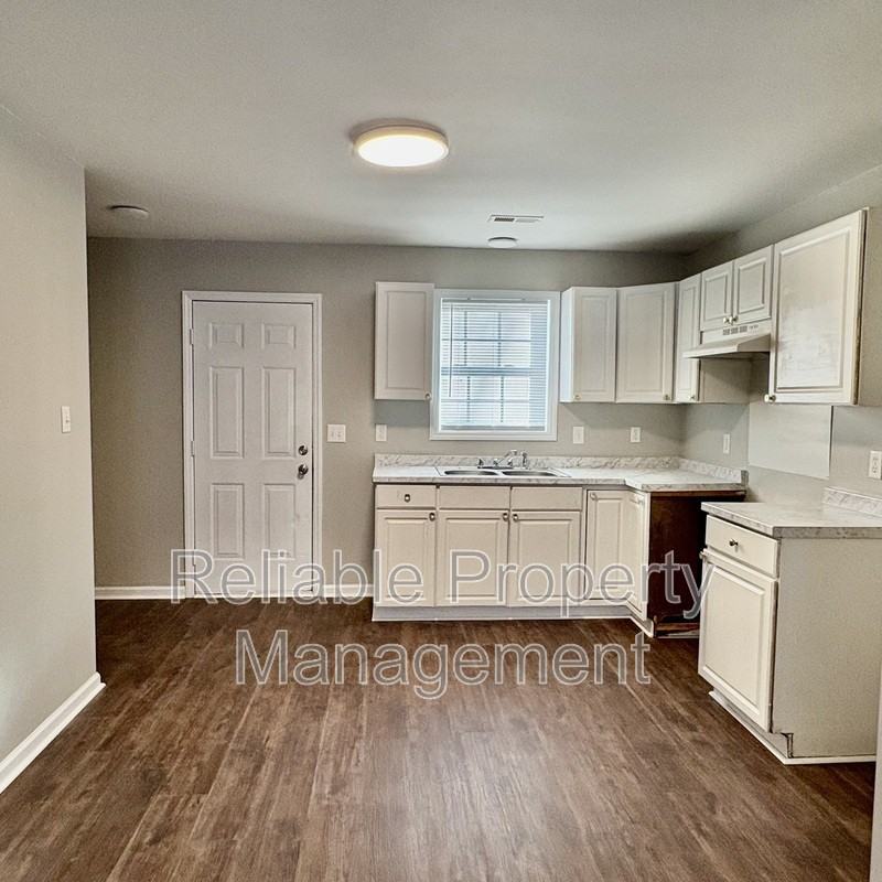 604 Winston Cir - Photo 5 of 5