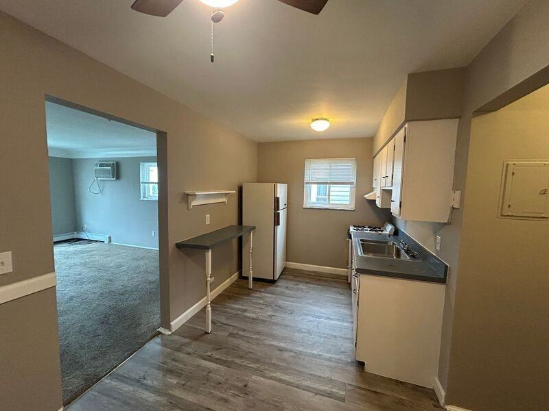 325 Pike St #325PIKEST8 - Photo 4 of 10