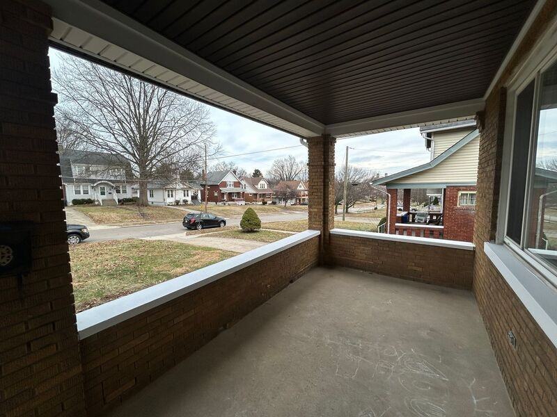 4131 Saint Martins Pl - Photo 4 of 22