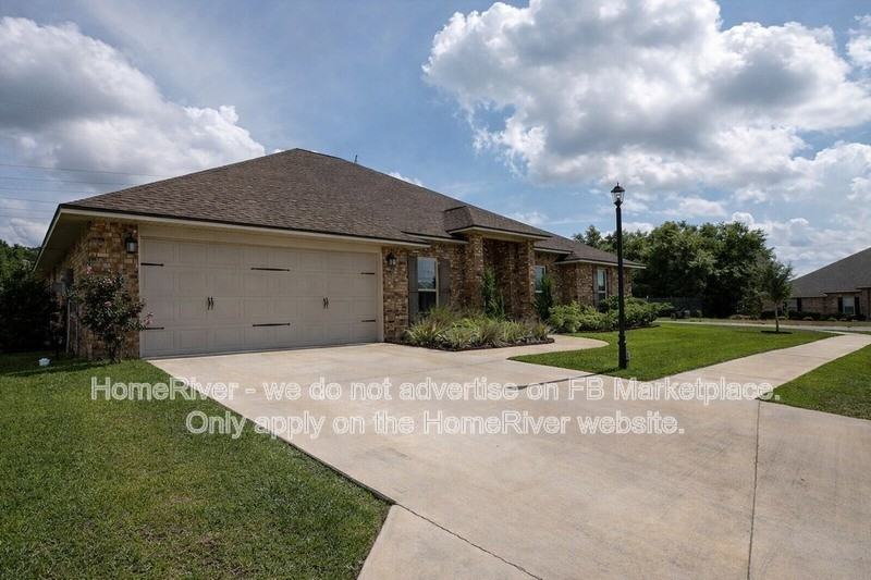 4748 Chanson Xing - Photo 3 of 15