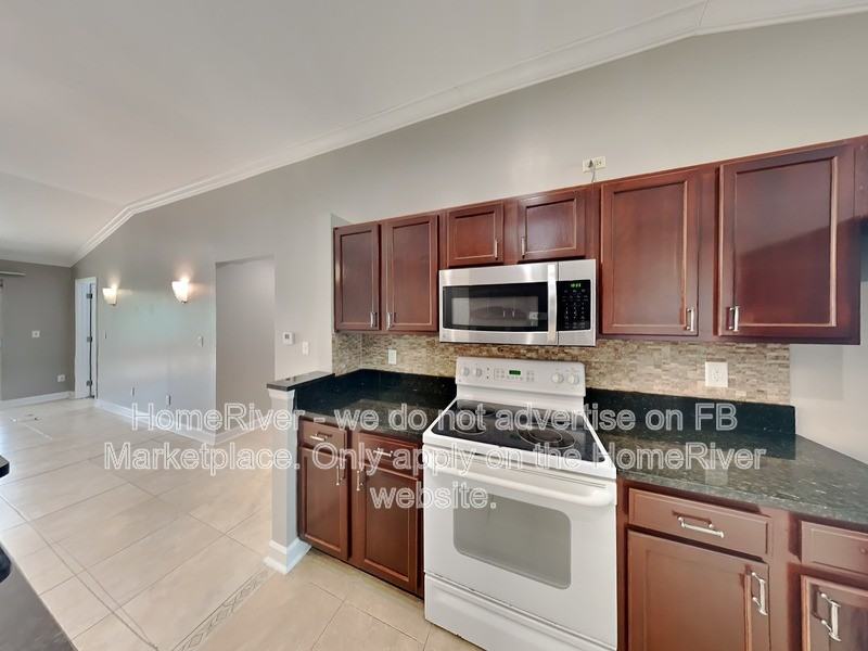 571 Prindle Dr E - Photo 5 of 14