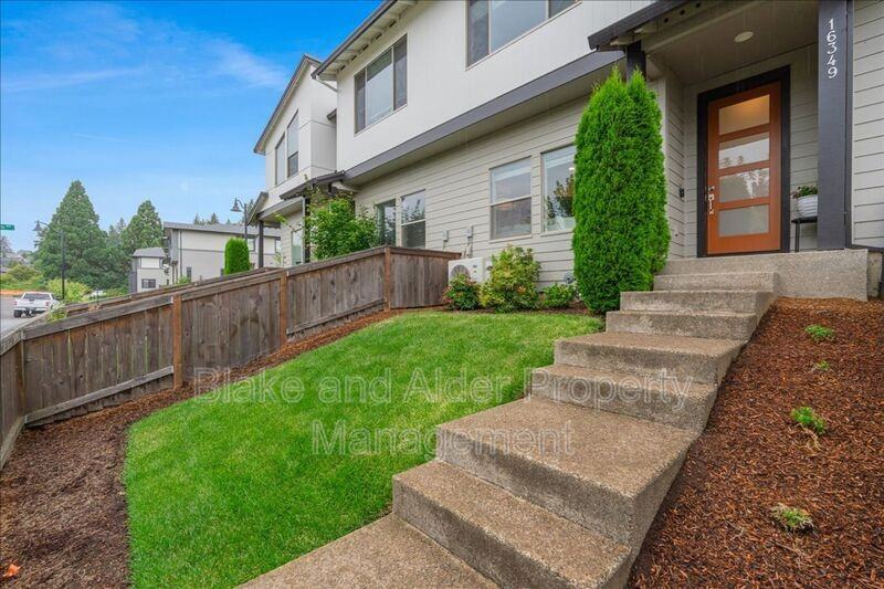 16349 Se Sunshower Pl