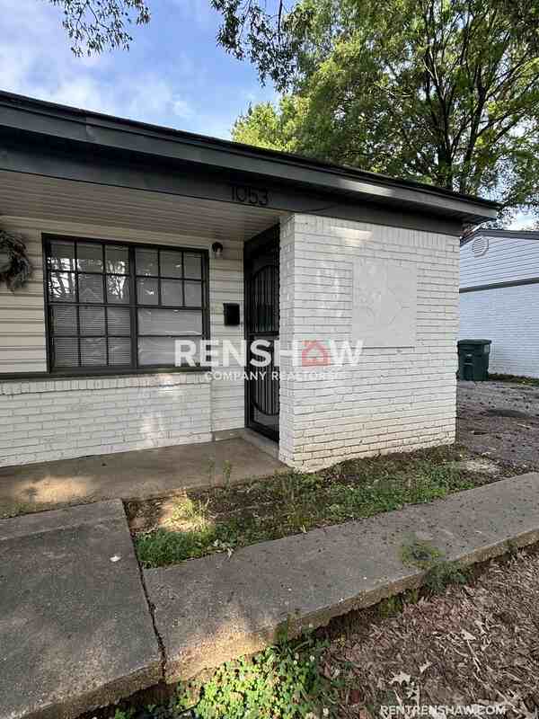 1053 Treadwell St - Photo 2 of 13