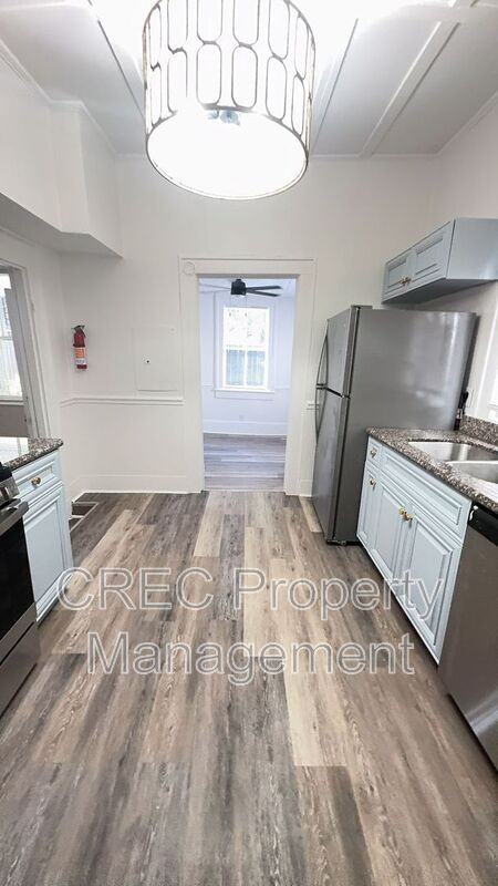 115 Ashley Ave - Photo 6 of 11