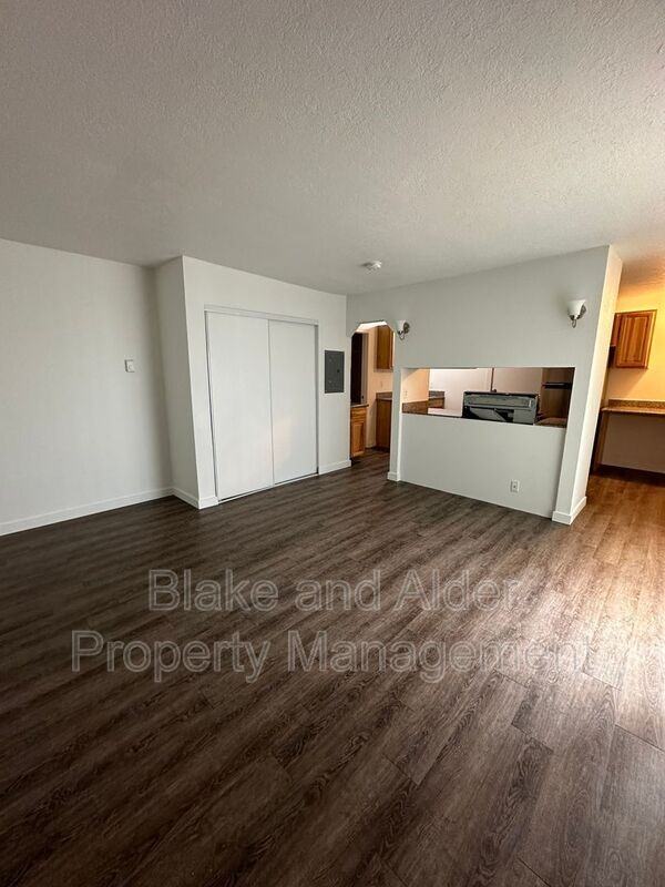 15847 Se Stark St #66 - Photo 5 of 9