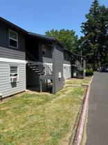 3891 Ne 152nd Ave - Photo 1 of 1