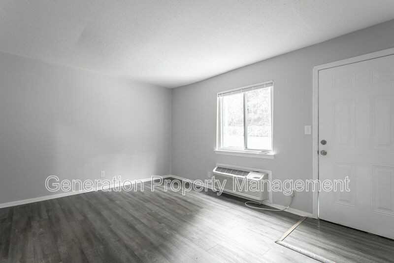 113 Goodson Ave #7 - Photo 6 of 23