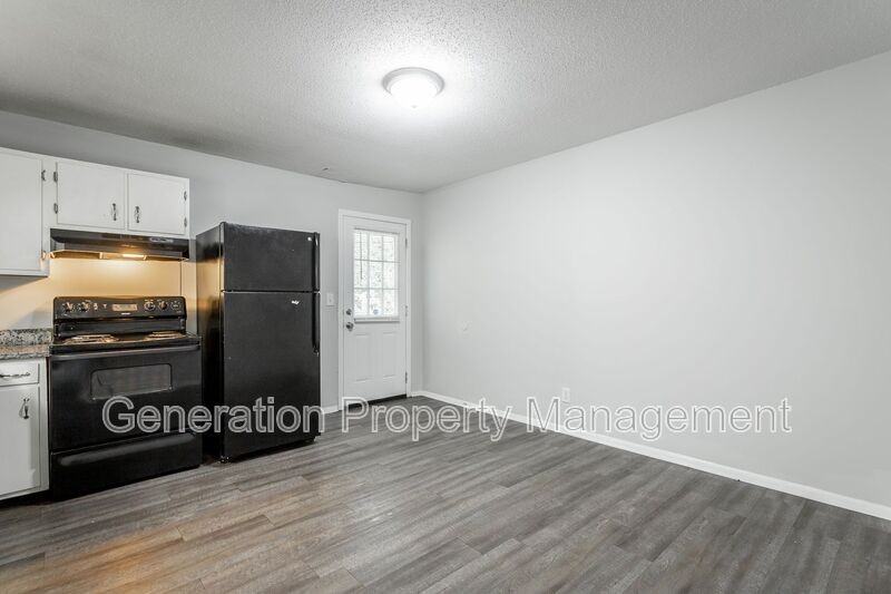 113 Goodson Ave #7 - Photo 7 of 23