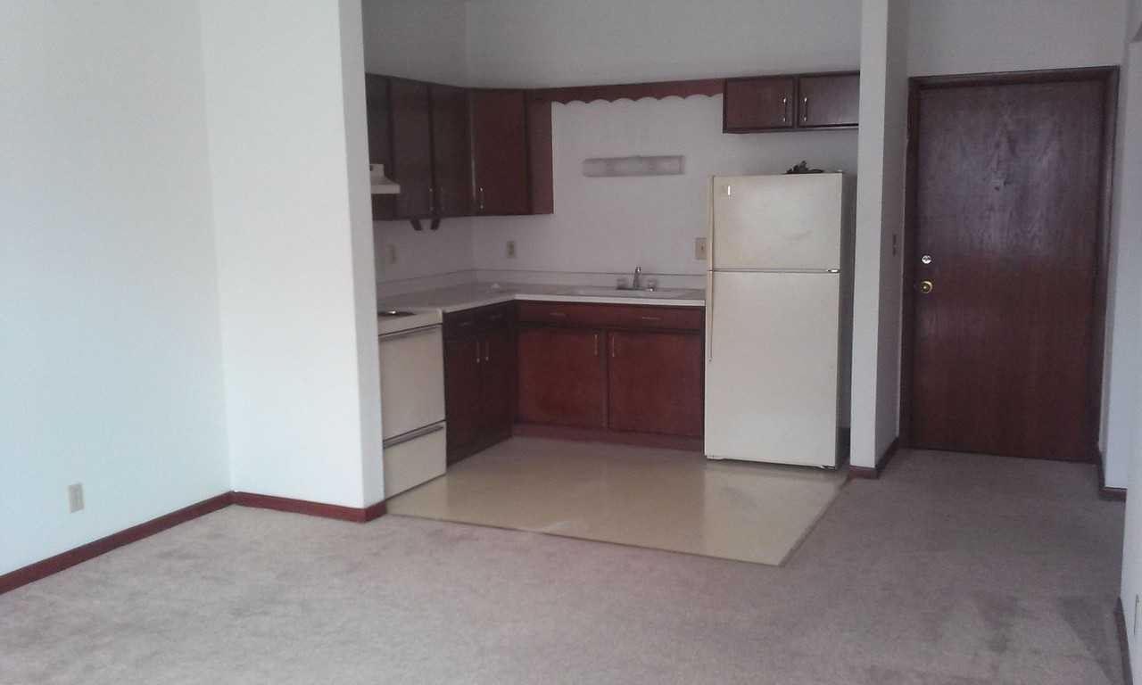 Stowell House - Photo 3 of 11