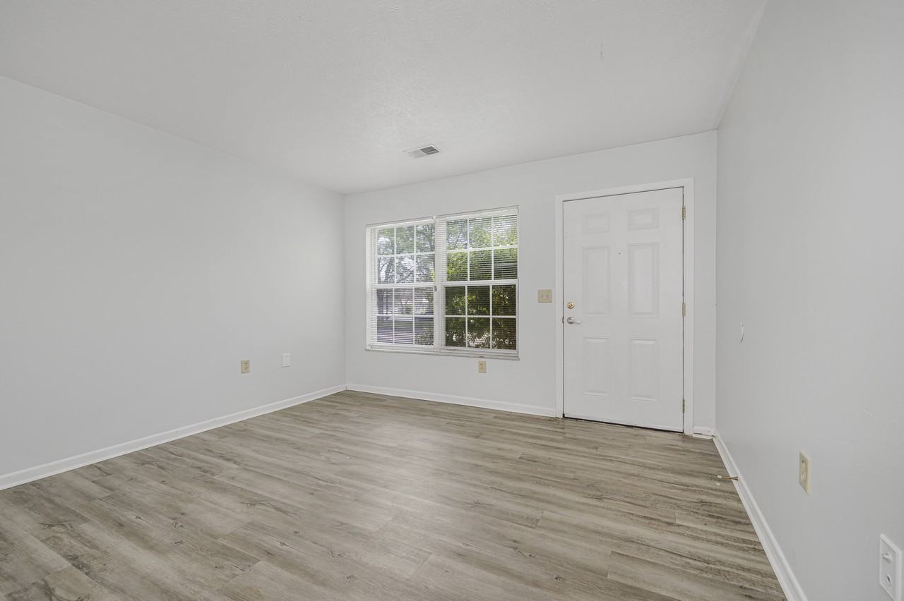 Crescent Village - Photo 3 of 25