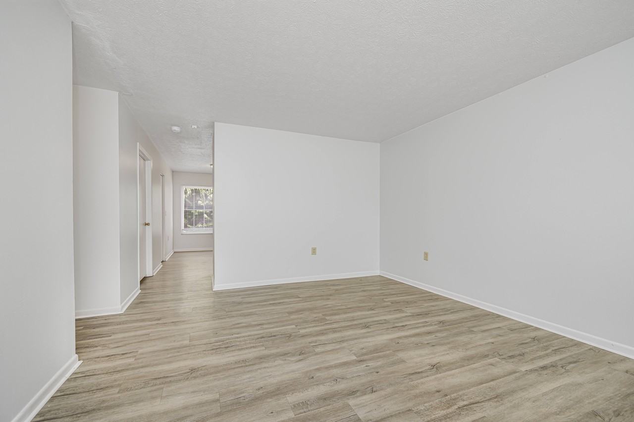 Crescent Village - Photo 5 of 25