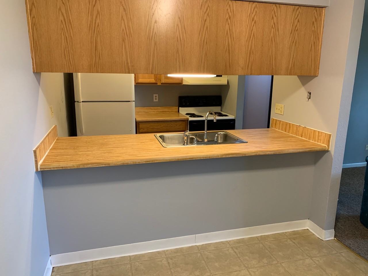 Pleasant View Apartments - Photo 4 of 38