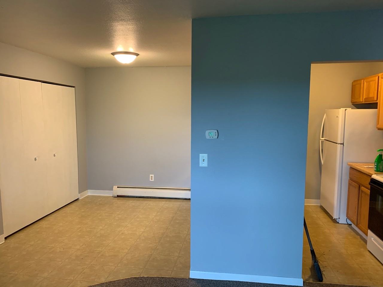 Pleasant View Apartments - Photo 5 of 38