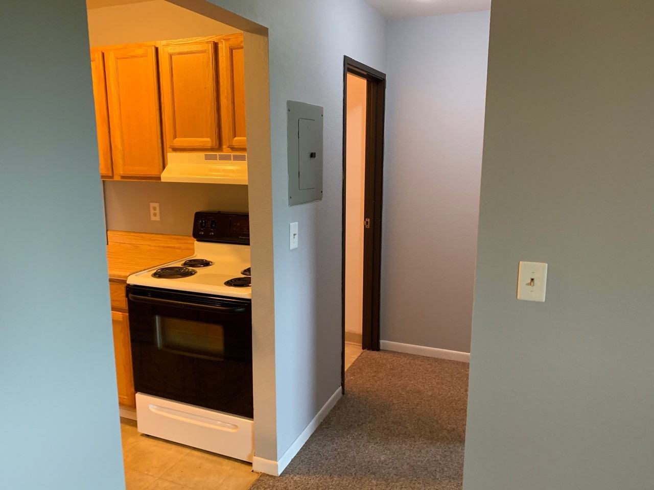 Pleasant View Apartments - Photo 6 of 38