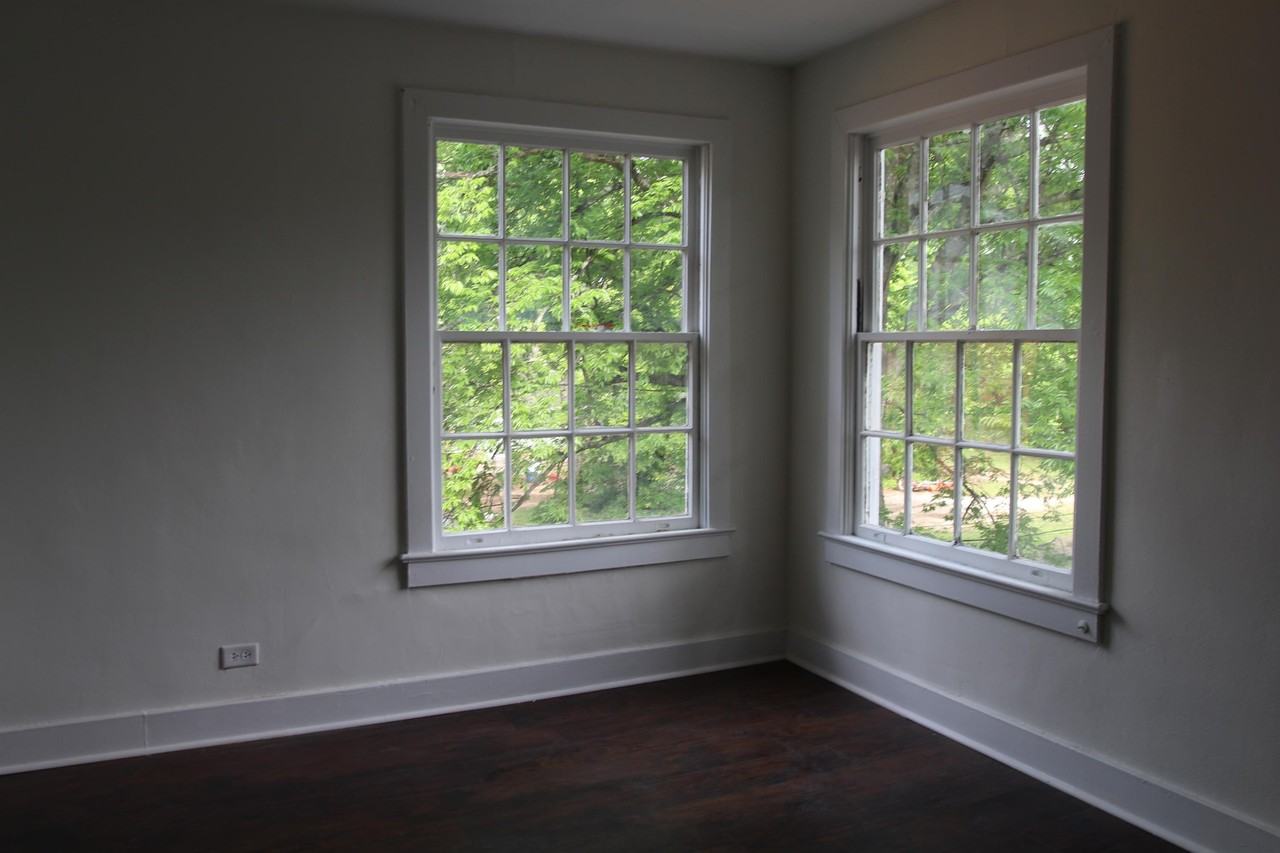 2nd ave 709 W - Photo 3 of 9