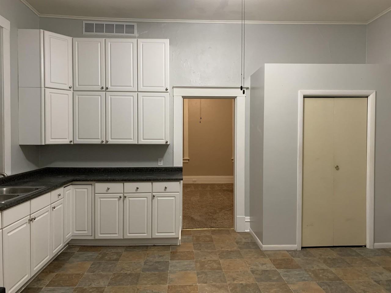 Jono Crossing LLC - Photo 3 of 23