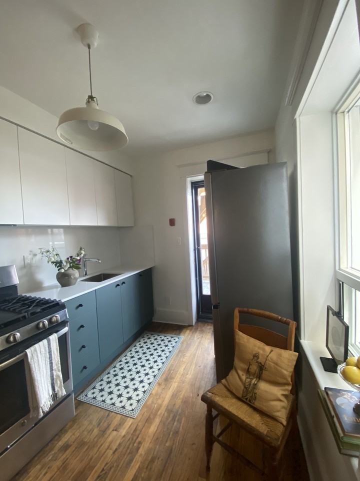 1520 Dundas Street West #4