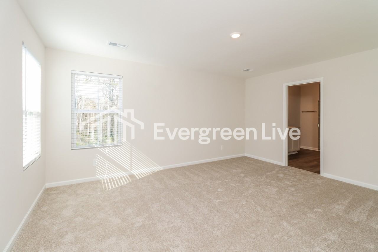 237 Bircholt Grv - Photo 7 of 14