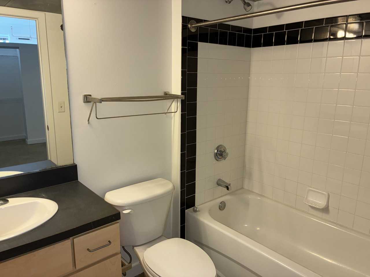 208  North 9th Street - Photo 5 of 50