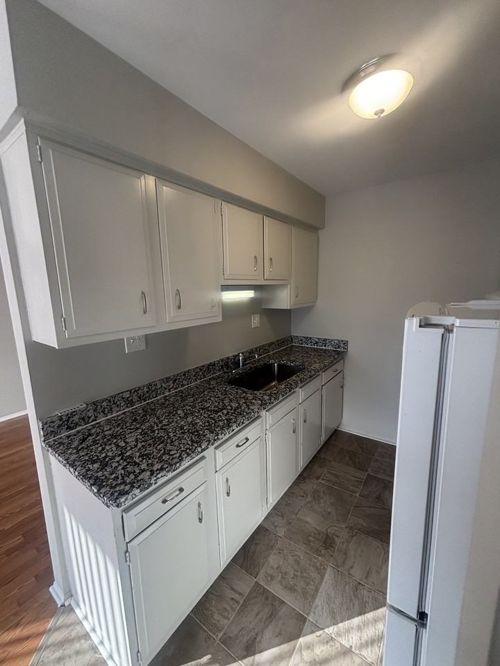 1771 East Woodward Heights Boulevard - Photo 6 of 9