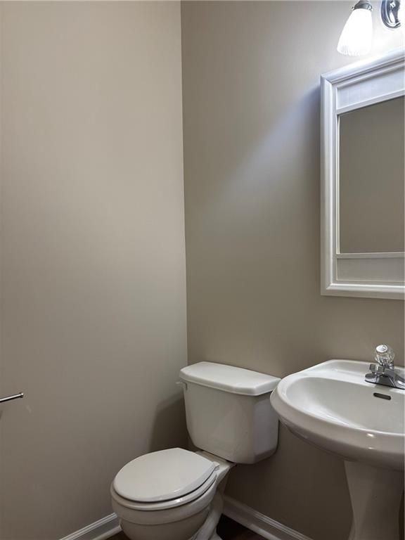 303 Barberry Pl - Photo 4 of 39