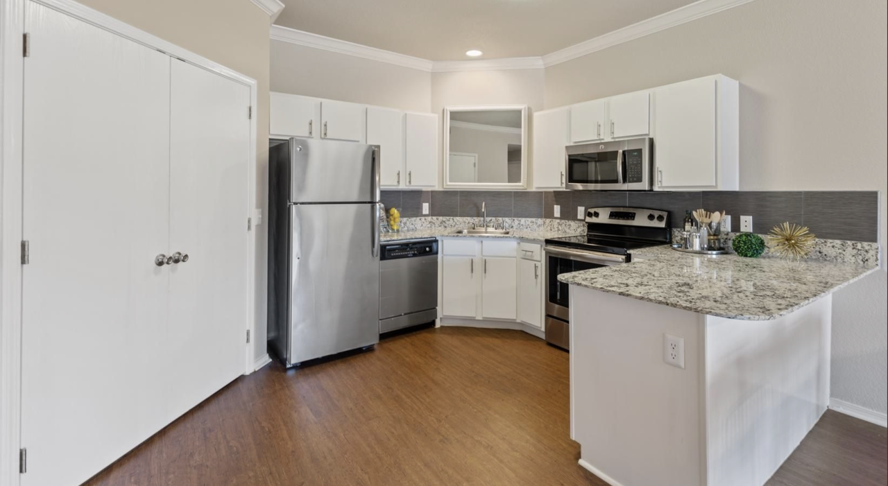 Edwards Rd & Par Dr #2825 - Photo 3 of 37