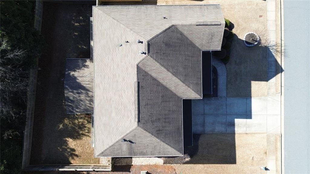 414 Spring View Dr - Photo 3 of 50