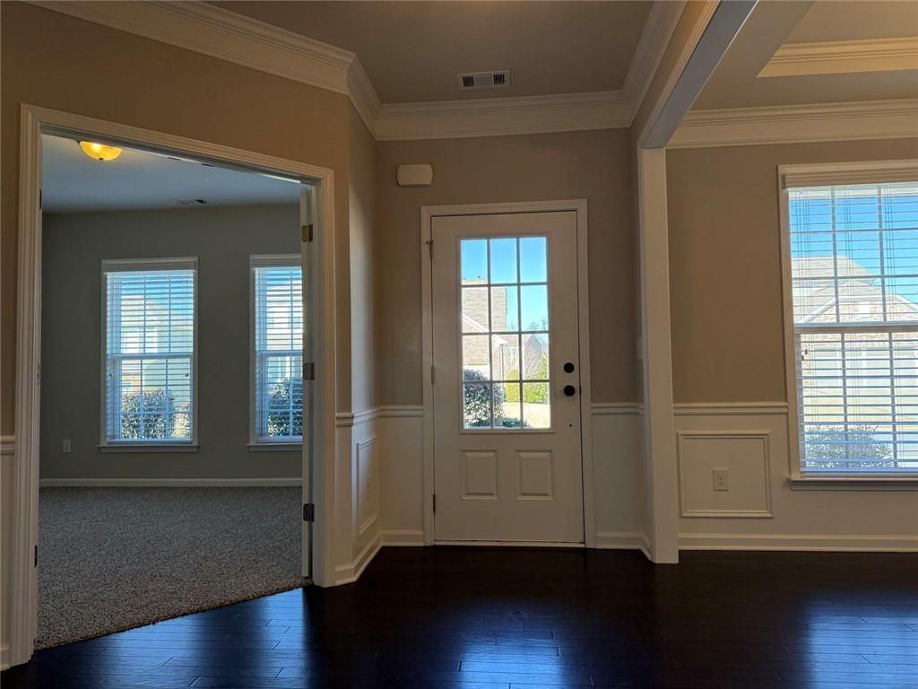 414 Spring View Dr - Photo 4 of 50