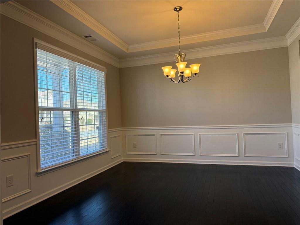 414 Spring View Dr - Photo 5 of 50