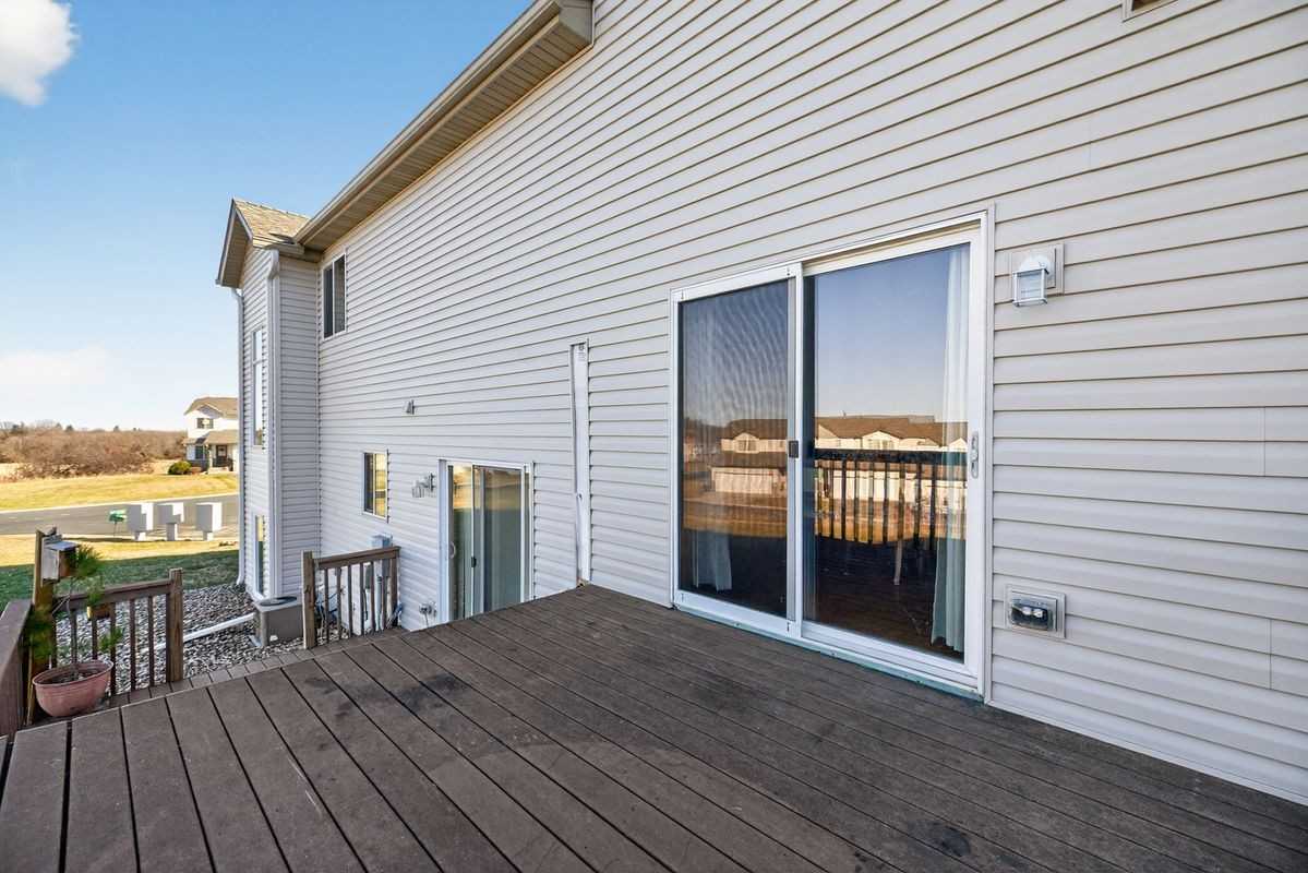 740 Baylee Pl Sw - Photo 3 of 37