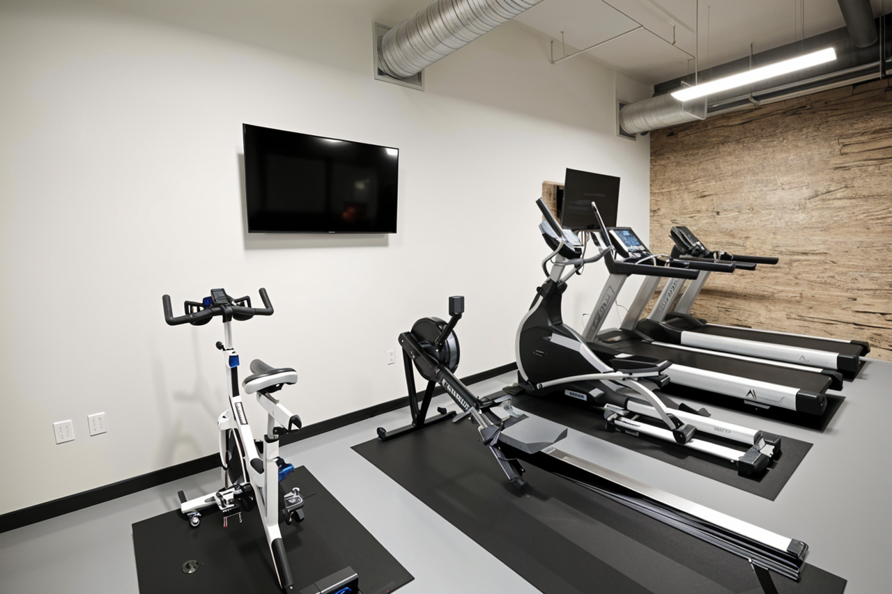 Landmark Lofts Apartments - Photo 4 of 44